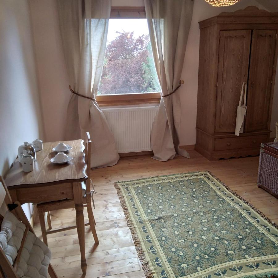 Les Dames De La Saugiat Bed & Breakfast Le Fied Luaran gambar