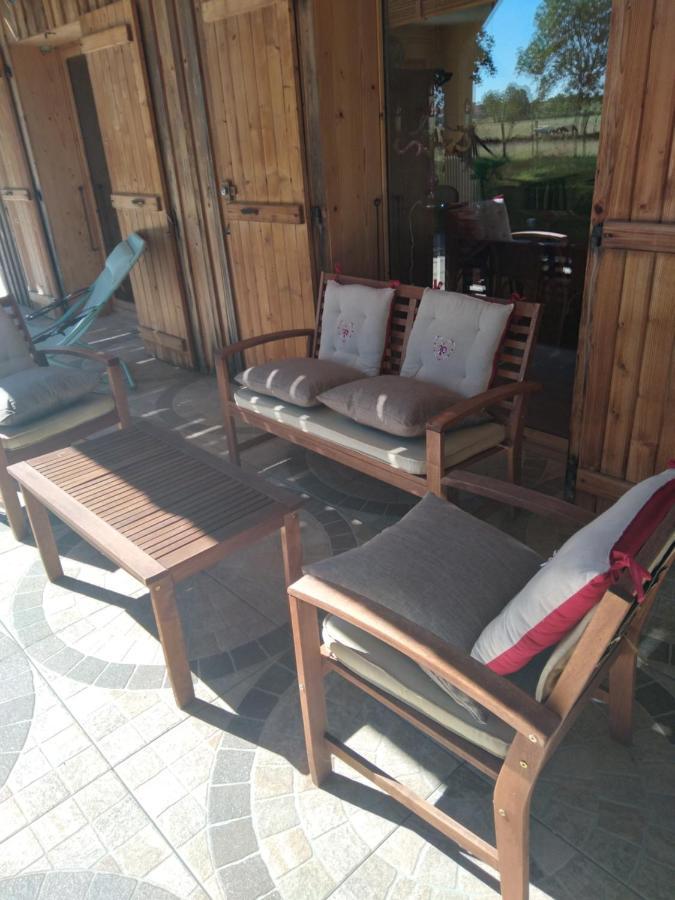 Les Dames De La Saugiat Bed & Breakfast Le Fied Luaran gambar