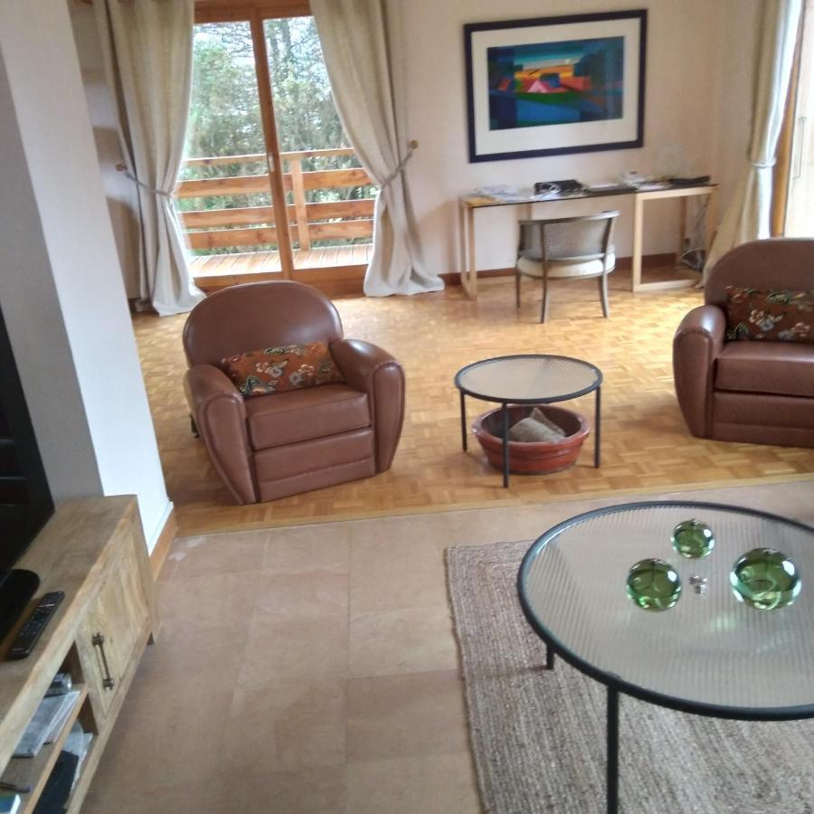Les Dames De La Saugiat Bed & Breakfast Le Fied Luaran gambar